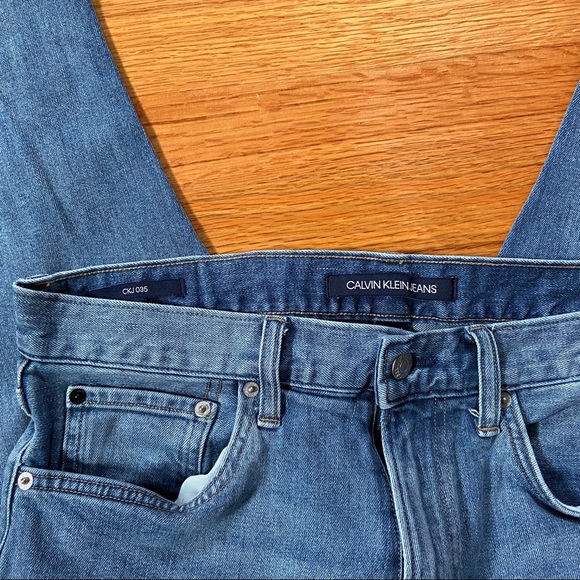 Calvin Klein Jeans CKJ035 - Picture 3 of 3